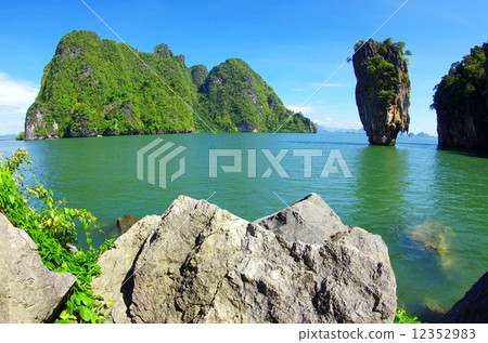 james bond island 12352983