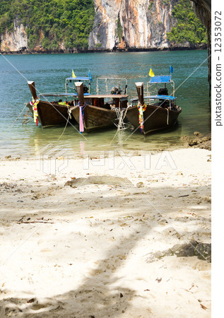 Tropical beach Tropical beach 12353072