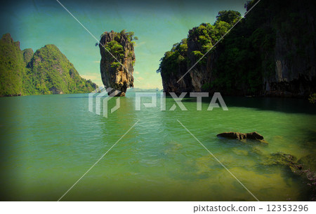 james bond island 12353296