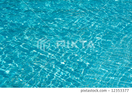water 12353377
