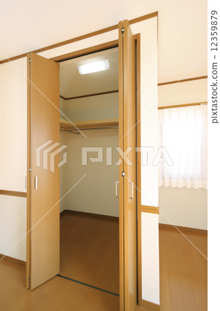 步入式衣櫥圖像339 12359879