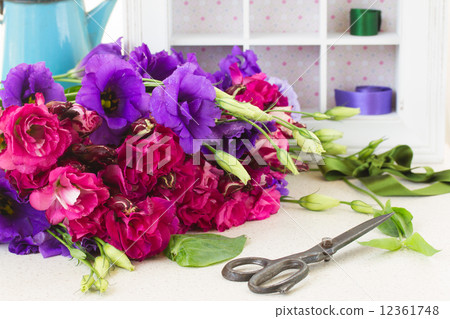 bunch of violet and mauve eustoma flowers bunch of violet and mauve eustoma flowers 12361748