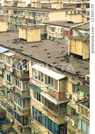 Apartment complex in Shanghai 12364170