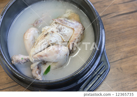 samgyetang, chicken soup with ginseng, korean food samgyetang, chicken soup with ginseng, korean food 12365735