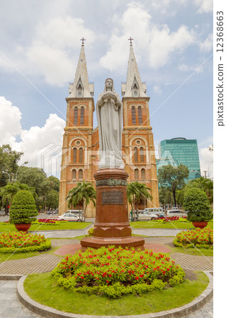 Regina Pacis statue in Ho Chi Minh City 12368663