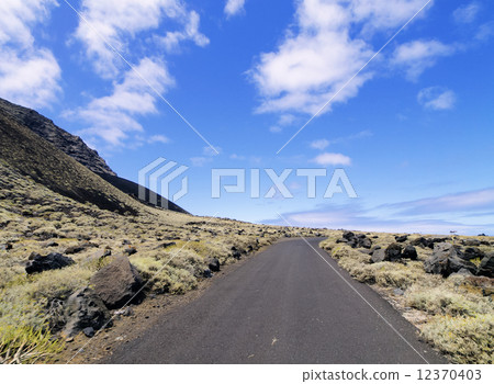 Road on Hierro 12370403