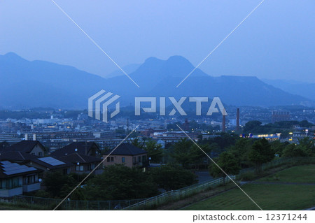 Tagawa where the dusk approaches Tagawa where the dusk approaches 12371244