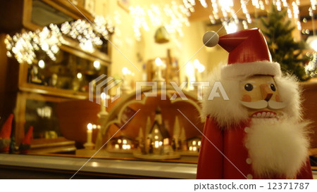 Christmas landscape 12371787