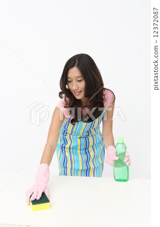 亞洲女士清潔 亞洲女士清潔 12372087
