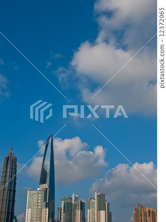 shanghai pudong view from puxi 12372965