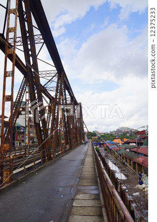 Hanoi Rongbien iron bridge 12375233