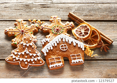 Christmas homemade gingerbread cookies Christmas homemade gingerbread cookies 12379527