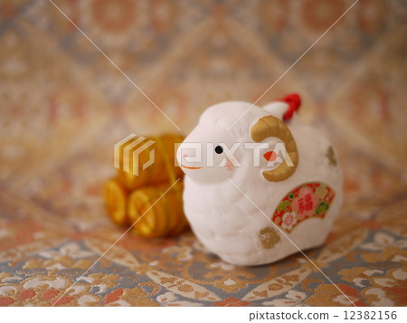 New Year's card material 2015 Monday 12382156