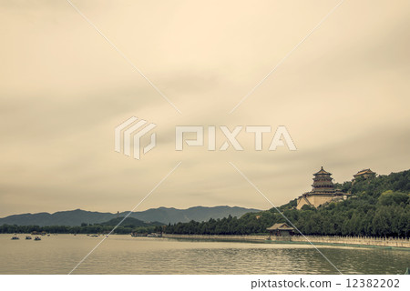 Summer Palace in Beijing scenery, famous historical buildings 12382202