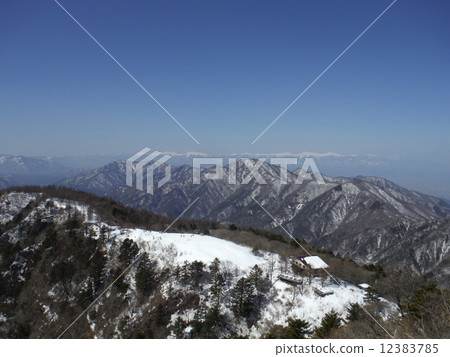 Tanzawa mountain of snow Tanzawa mountain of snow 12383785