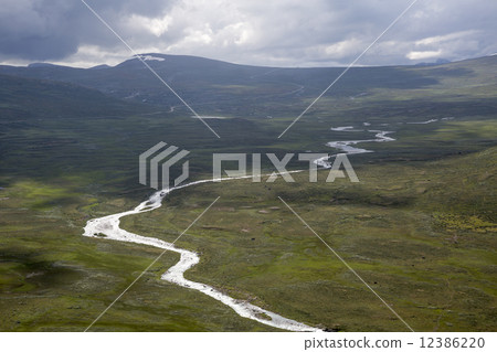 Leirungsdalen valley (Jotunheimen National Park, Vaga, Norway) 12386220