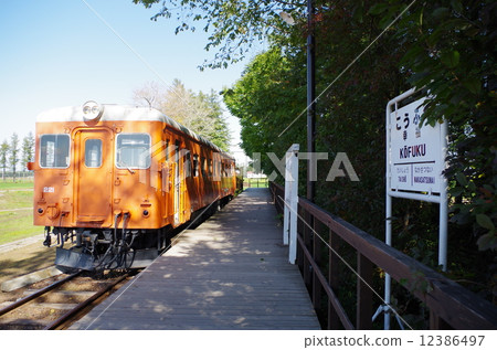 幸福站的家 12386497