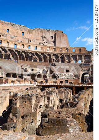 Italy. Rome. The ancient Collosseo 12387177