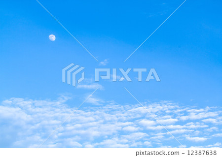 Blue sky with cloud Blue sky with cloud 12387638