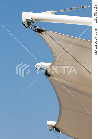 Canvas roof 12389325