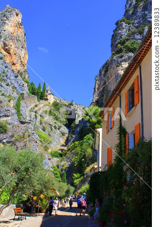 Mustier Sainte-Marie France 12389833