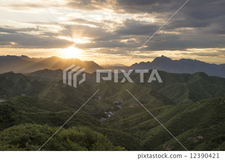 Beijing Great Wall in China, the majestic Great Wall, a symbol of China. 12390421