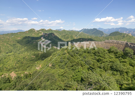 Beijing Great Wall in China, the majestic Great Wall, a symbol of China. 12390795
