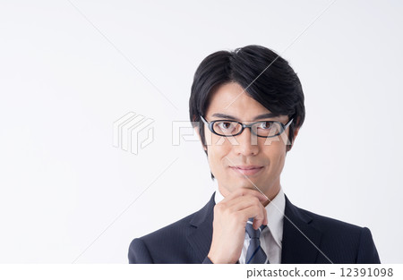 Middle man Middle man 12391098