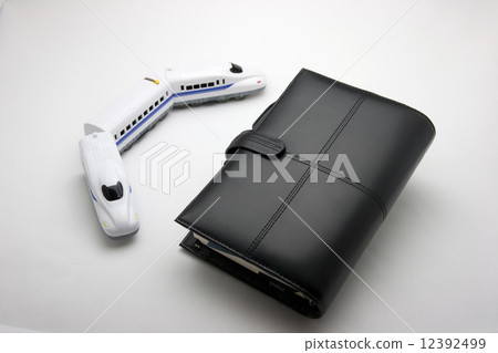Shinkansen and notepad Shinkansen and notepad 12392499