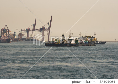 Haydarpasa side of Istanbul Bosphorus 12395064