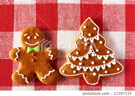 Christmas homemade gingerbread man cookie Christmas homemade gingerbread man cookie 12397155