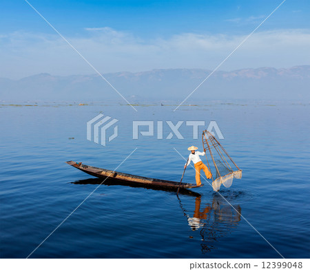 Burmese fisherman at Inle lake, Myanmar Burmese fisherman at Inle lake, Myanmar 12399048