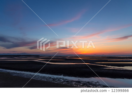 Sunset on the Masutama coast Sunset on the Masutama coast 12399866