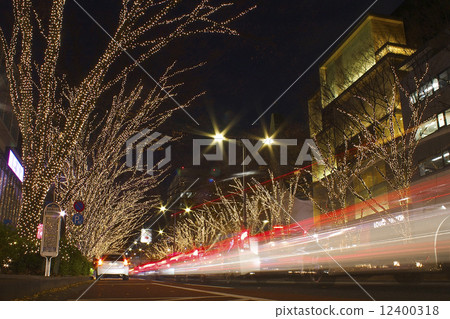 表参道夜视图在冬天 图库照片