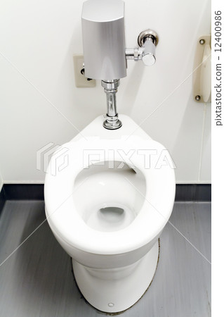 toilet toilet 12400986