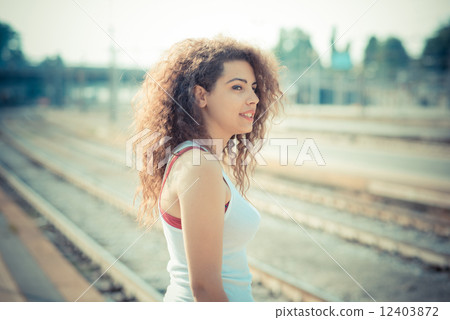 12403872