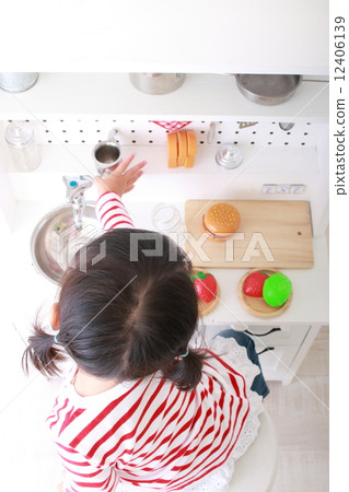 房子保持廚房 12406139