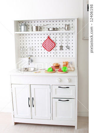 House keep kitchen 12406198