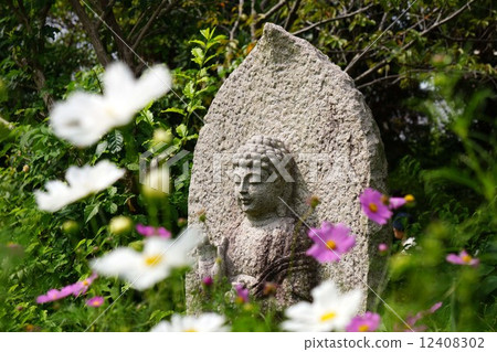 Rikuji寺廟的石菩薩 Rikuji寺廟的石菩薩 12408302