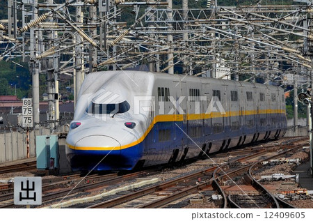 E4 series MAX Yamabiko E4 series MAX Yamabiko 12409605