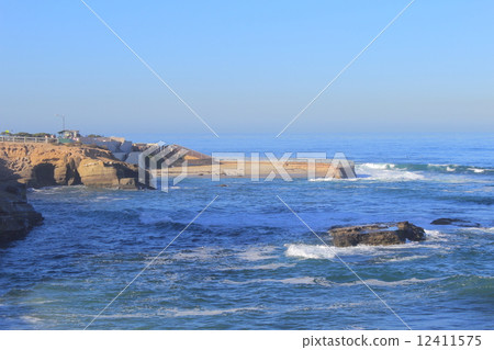 La Jolla 12411575