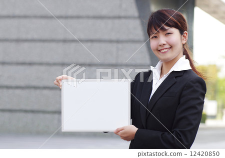有留言簿的女商人 有留言簿的女商人 12420850