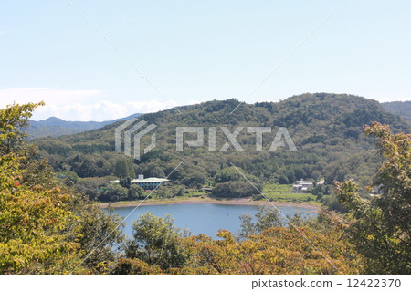 Iruka pond in autumn Iruka pond in autumn 12422370