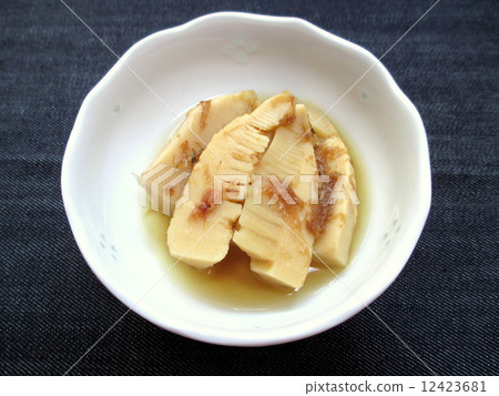 Simmered Tosa of soft bamboo shoots Simmered Tosa of soft bamboo shoots 12423681