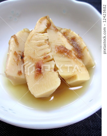 Simmered Tosa of soft bamboo shoots 12423682