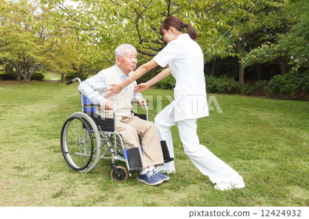 Nurse and the old man 12424932