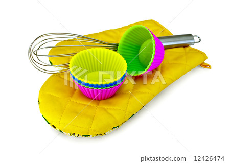 Molds for cupcakes with mixer on potholder Molds for cupcakes with mixer on potholder 12426474