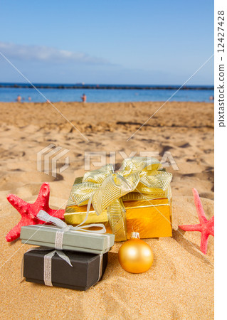 christmas gifts on beach christmas gifts on beach 12427428
