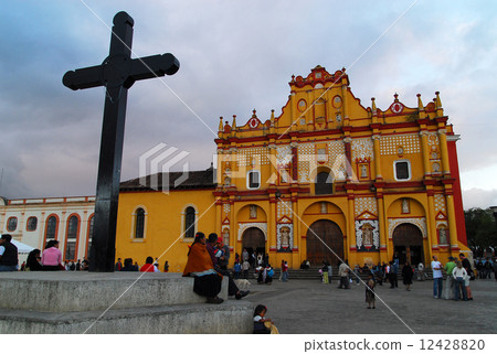 Mexico San Cristobal de las Casas Catedral 12428820