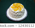 黃色和白色手工製造桃子蛋糕 12430112